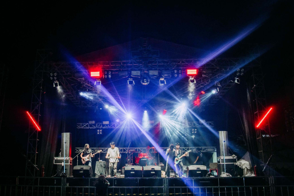 See Stars Somedays Melesatkan Pop Punk di Panggung Pura-Pura Fest 2026