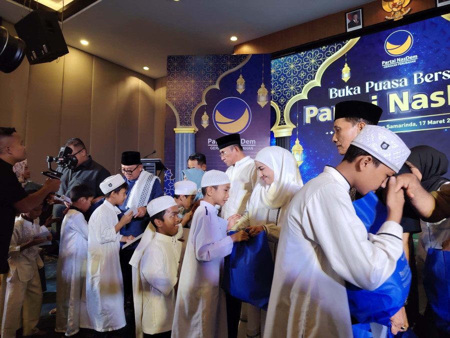 NasDem Kaltim Berbagi Ramadan, Santuni Ratusan Anak Yatim di Midtown Samarinda