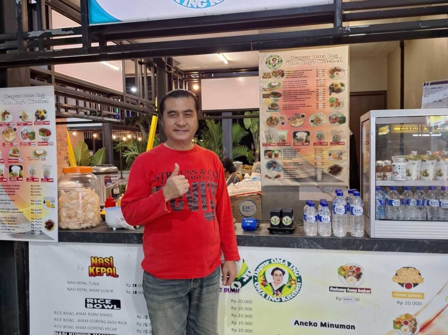 Di Balik Ramainya Balikpapan Baru, Dapur Oma Ing Diam-Diam Jadi Titik Temu