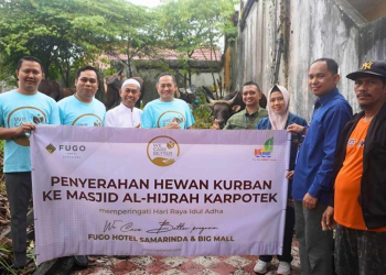 FUGO Hotel dan BIG Mall Samarinda Salurkan Hewan Kurban untuk Warga Karpotek