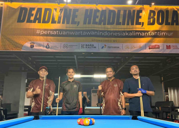 Turnamen Biliar Deadline Headline Bola 9 Diikuti 64 Peserta, PWI Kaltim Bidik Talenta Baru